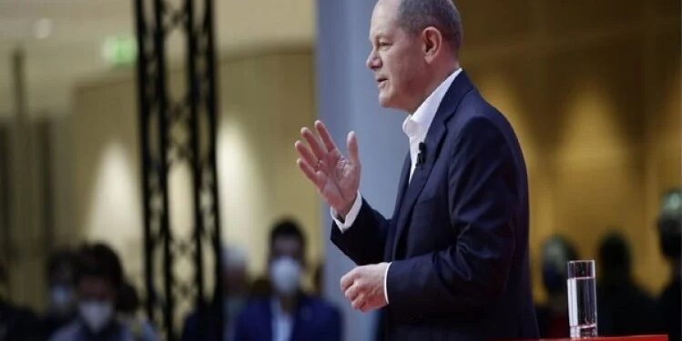 ओलाफ शोल्झ जर्मनीचे फेडरल चॅन्सेलर