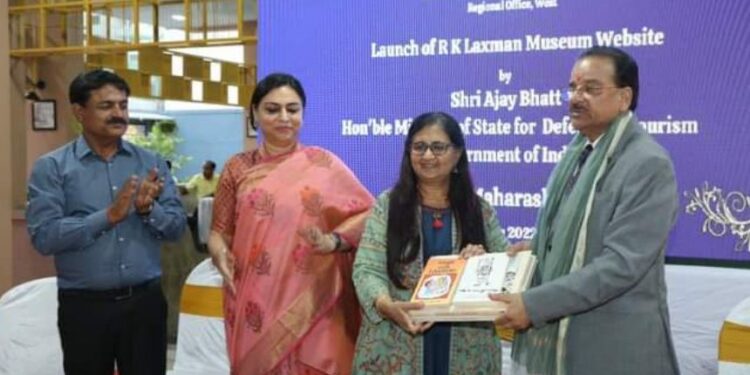 आर. के. लक्ष्मण यांच्या कर्तृत्वाला पुण्यात सलाम