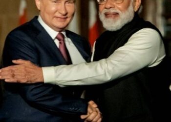 पंतप्रधान नरेंद्र मोदी-पुतीन यांची दूरध्वनीवरून चर्चा