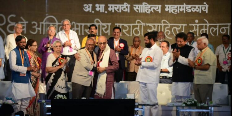 अखिल भारतीय मराठी साहित्य संमेलनाचे उद्घाटन